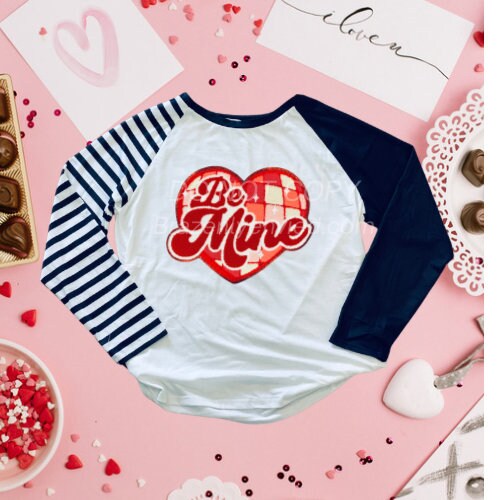 Fast Shipping Valentine Patch - Be Mine Heart Valentine Chenille Patch   Ready to Ship