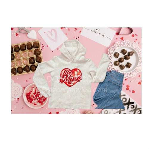 Fast Shipping Valentine Patch - Be Mine Heart Valentine Chenille Patch   Ready to Ship