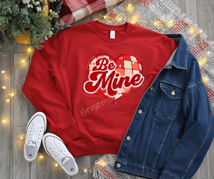 Valentine Patch 10 Chenille Patches in Stock shipping Boutique Deal Valentine Chenille Patch Be Mine Patches Great for Valentine Shirts