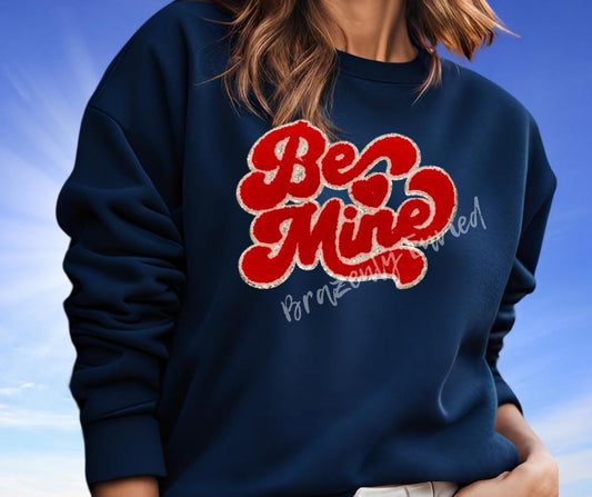 Red Chenille Valentines Patch - 'Be Mine' Iron On Applique